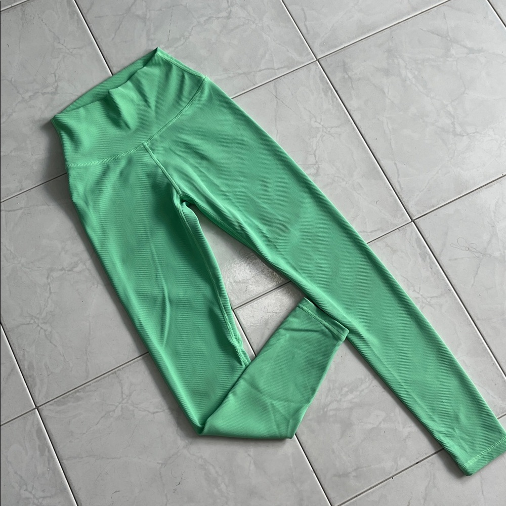 Wilo Mint/Green Activewear Legging Size XS